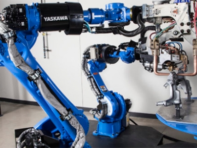 Autometal ganha produtividade com robs na usinagem